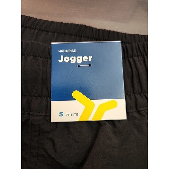 Old Navy Ankle-Zip Cargo Joggers Womens S Petite Black Quick Dry Nylon NEW - Picture 8 of 11